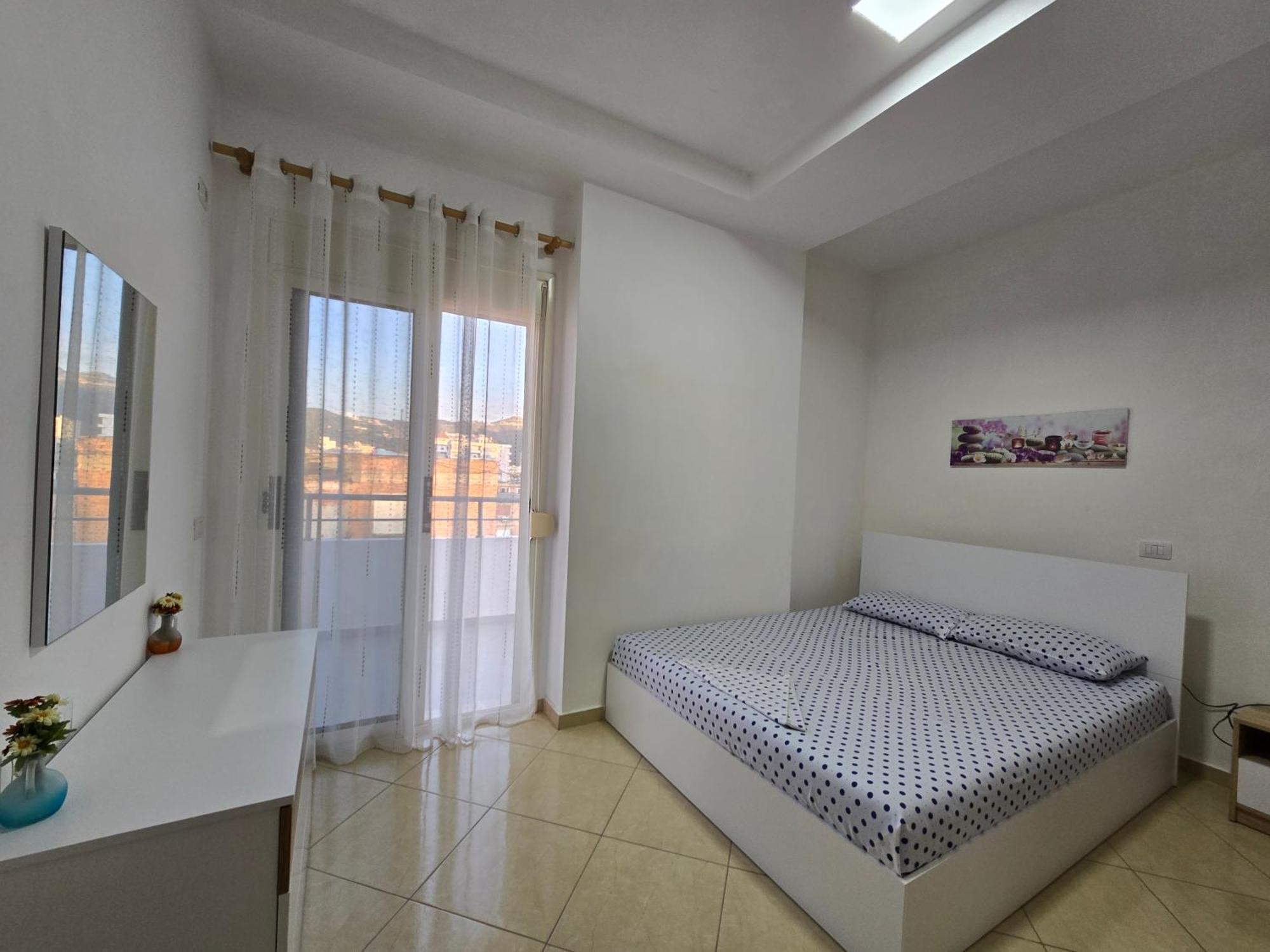 Modern , Quiet , Family Friendly & Fully Furnished Apartment Wlora Zewnętrze zdjęcie