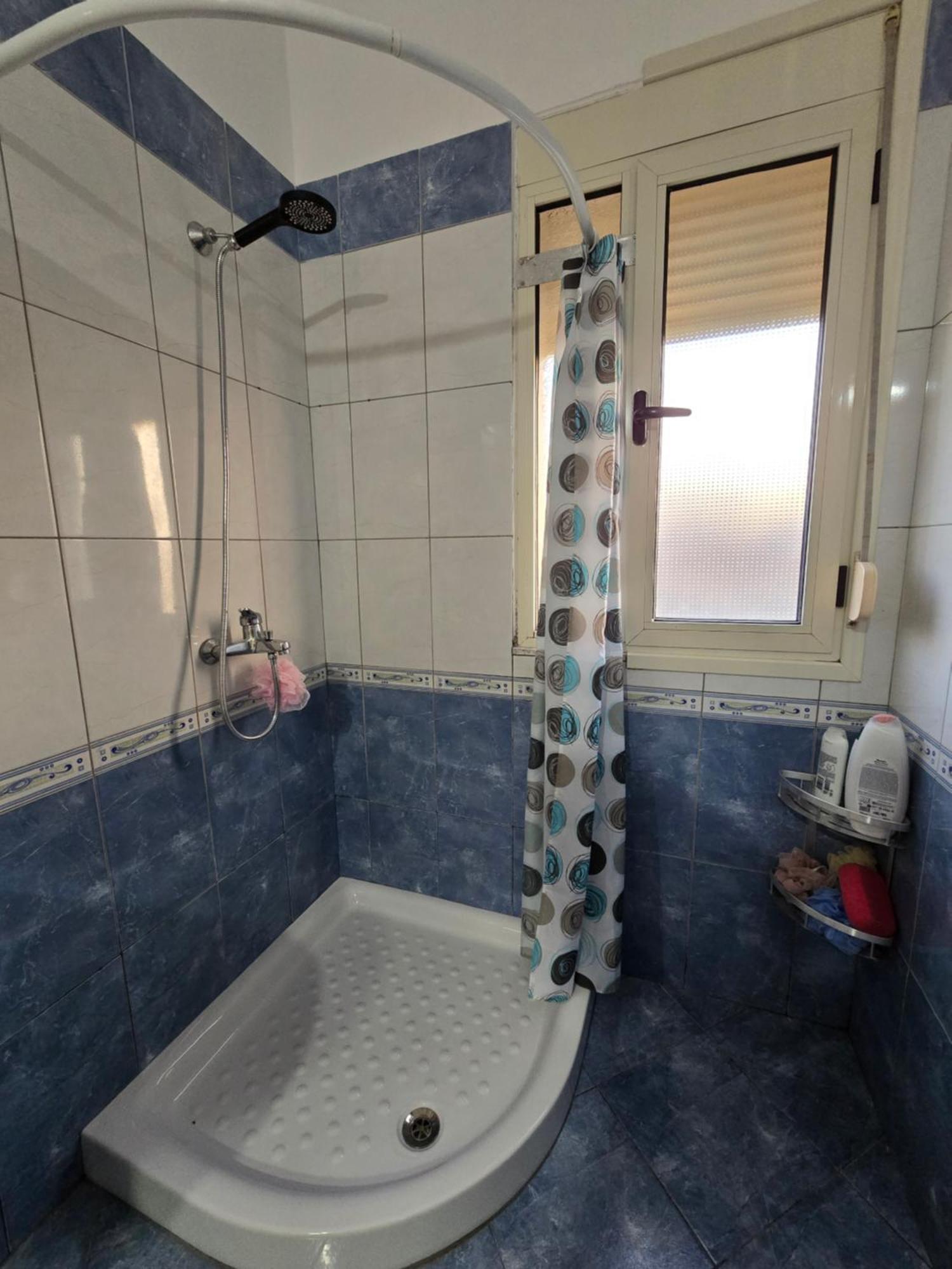 Modern , Quiet , Family Friendly & Fully Furnished Apartment Wlora Zewnętrze zdjęcie
