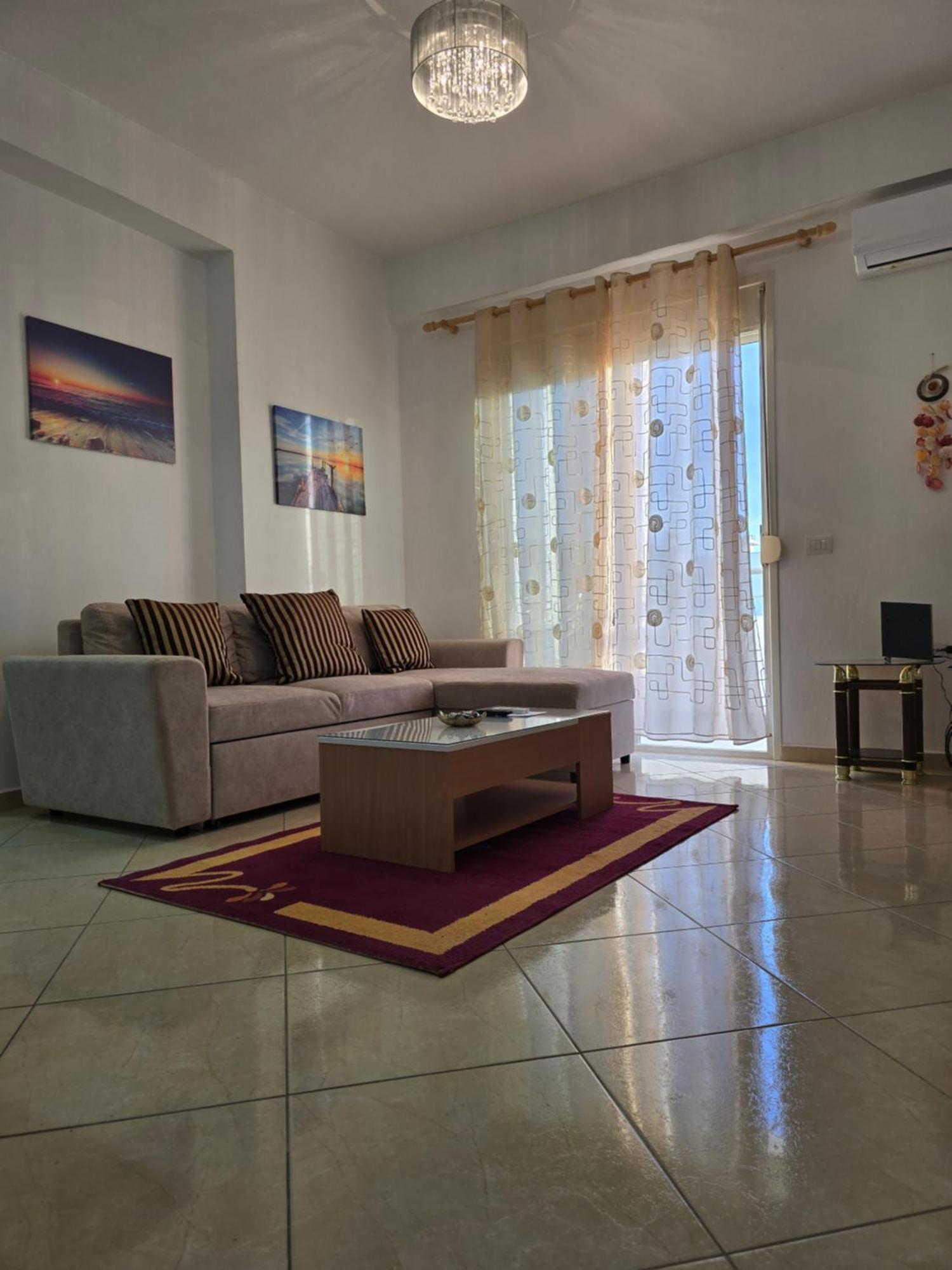 Modern , Quiet , Family Friendly & Fully Furnished Apartment Wlora Zewnętrze zdjęcie