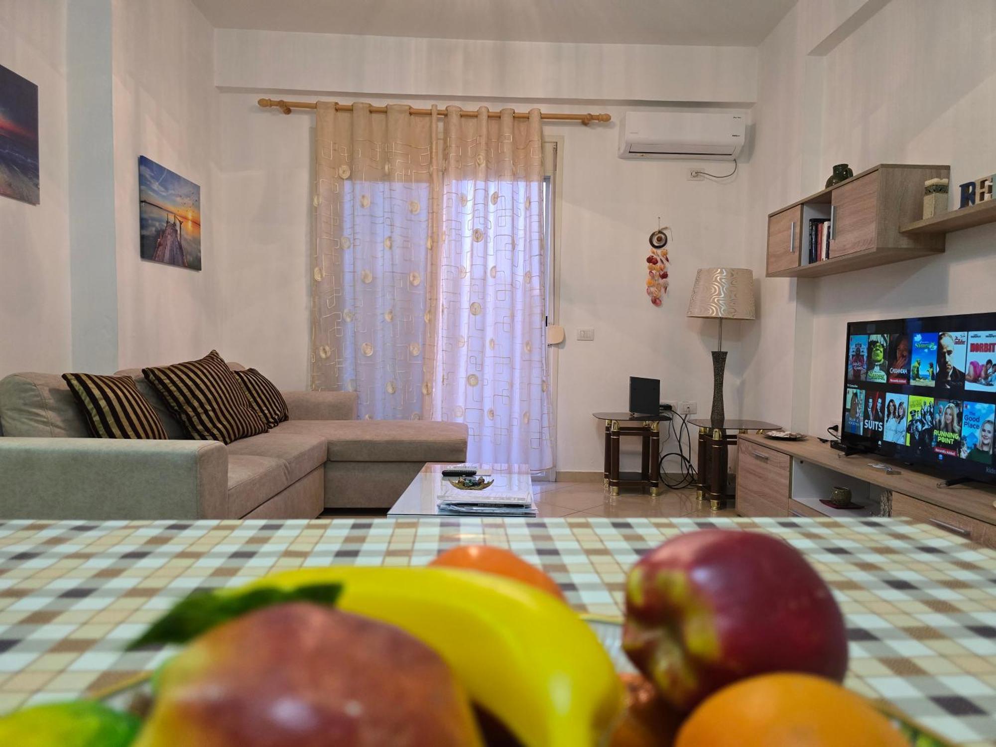 Modern , Quiet , Family Friendly & Fully Furnished Apartment Wlora Zewnętrze zdjęcie